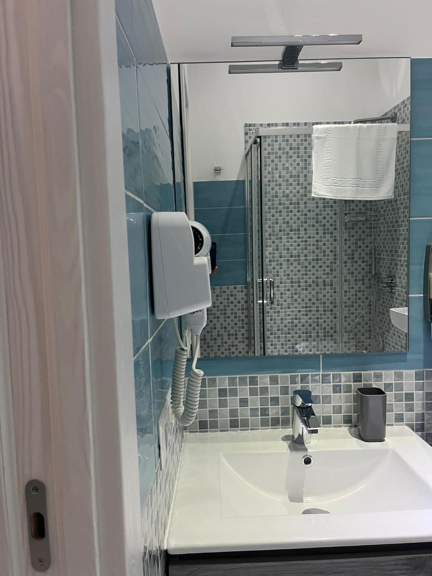 Anyma Home Crotone Kültér fotó